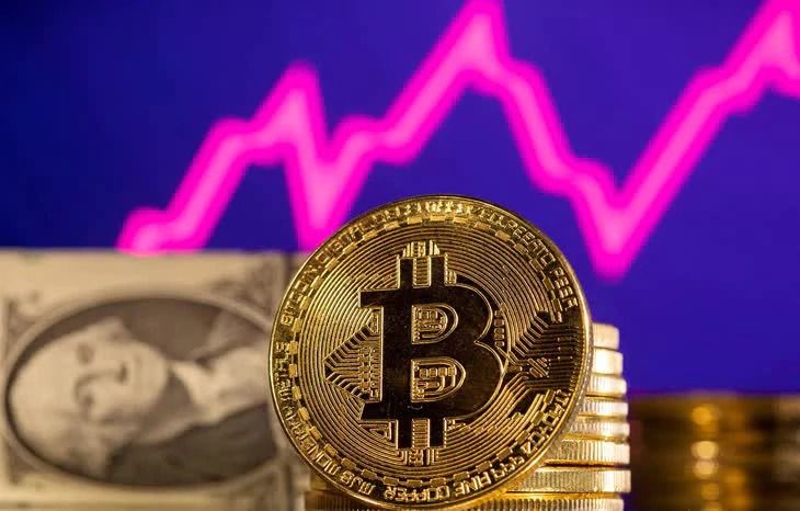 Đọc nhanh 22-9: Giá dầu lao dốc, Bitcoin lên cao nhất 8 tháng; Chứng khoán Mỹ lập đỉnh
