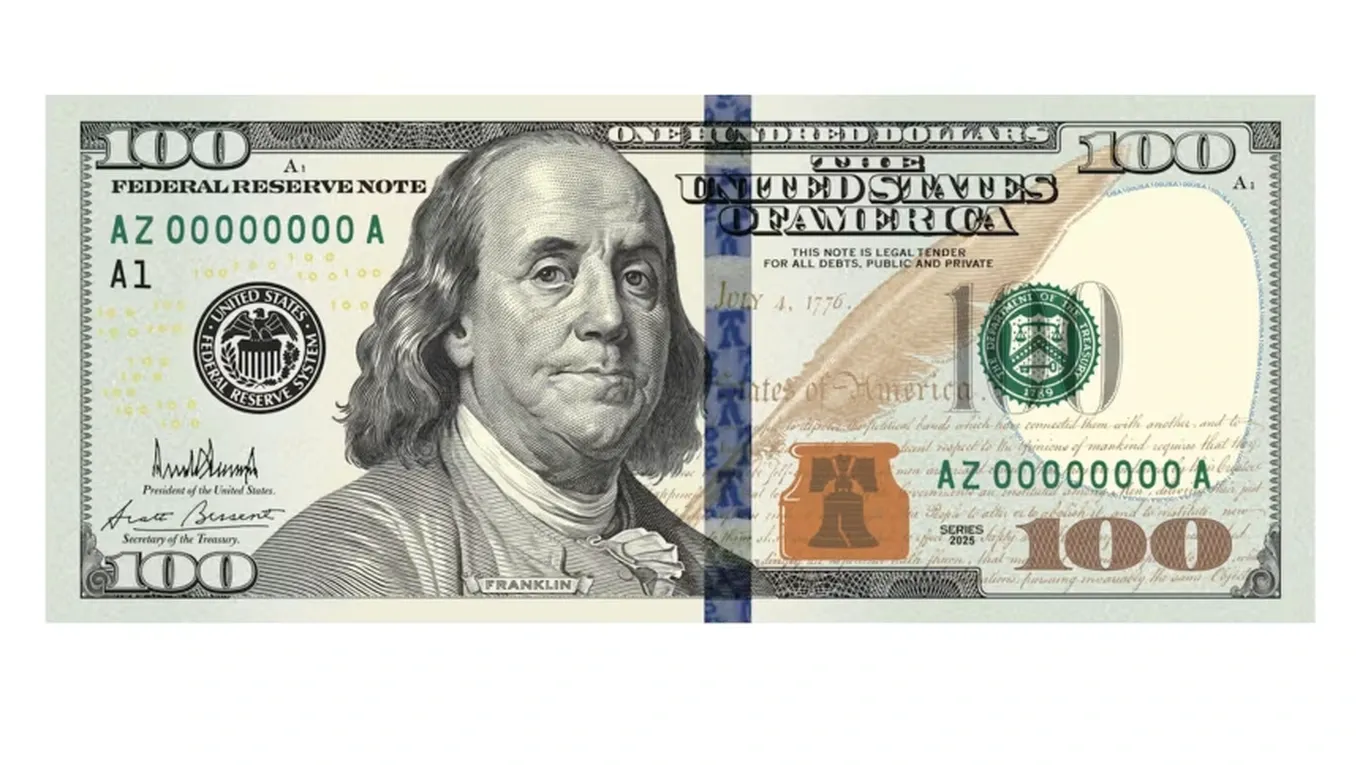 Ông Trump xuất hiện trên tờ 100 USD theo cách chưa từng có tiền lệ
