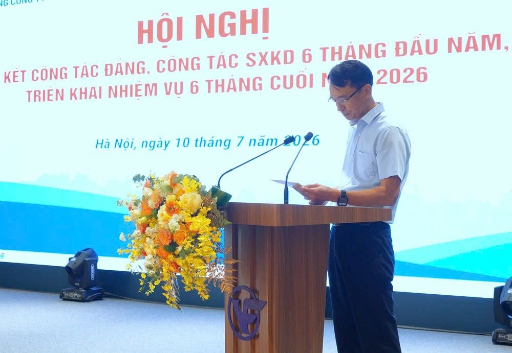 dong-chi-ngo-van-tu-pho-tong-giam-doc-vinafor.jpg
