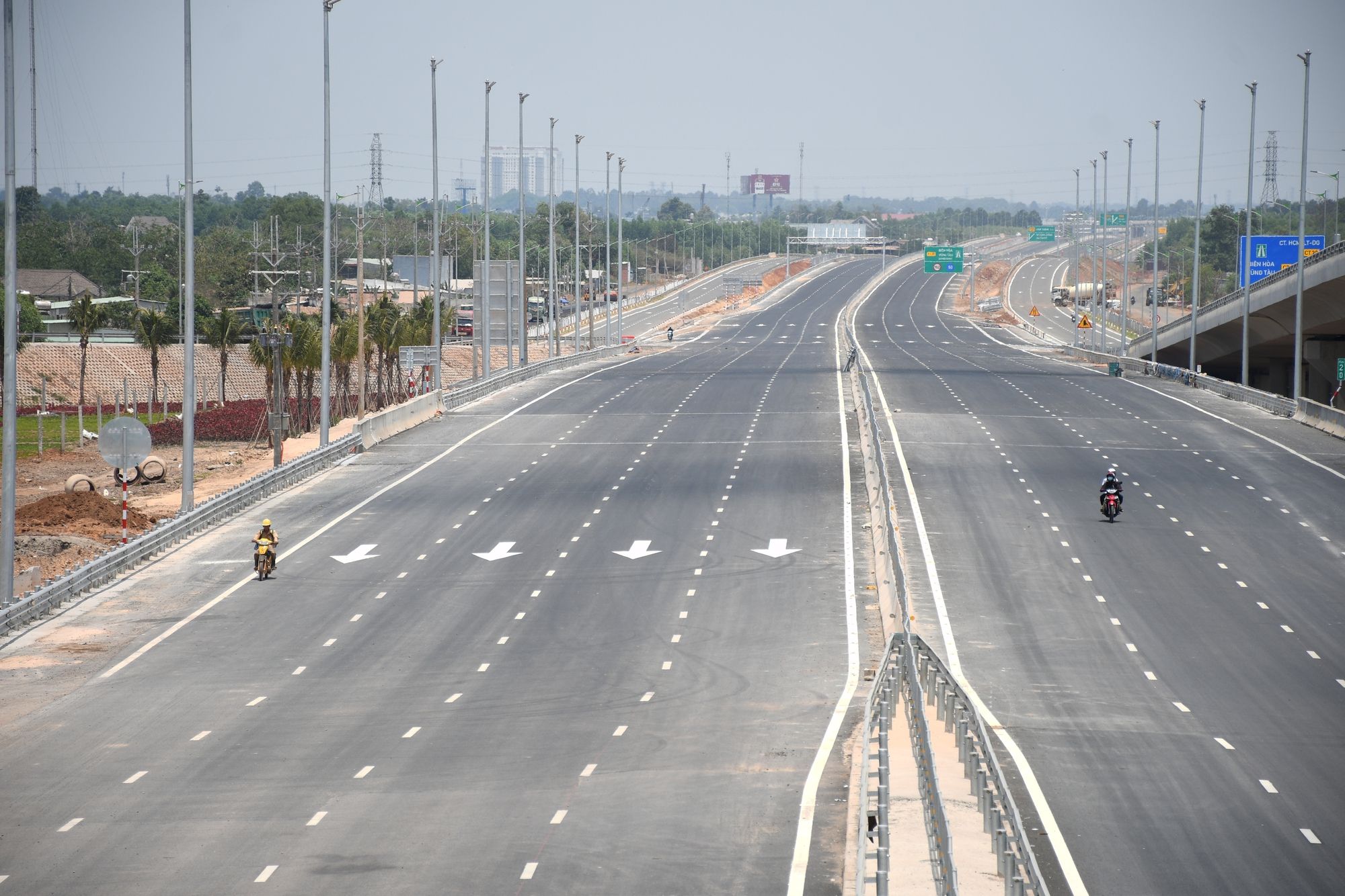 CLIP: Tuyến cao tốc Biên Hòa - Vũng Tàu tiếp tục hoãn khai thác tạm