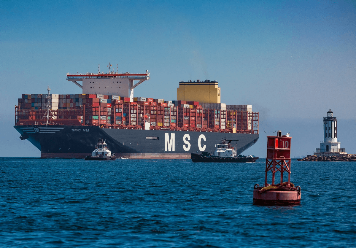 MSC lên kế hoạch mở tuyến thương mại mới để tránh Eo Hormuz giữa lúc căng thẳng gia tăng