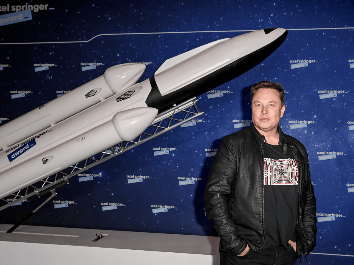 elon musk.png