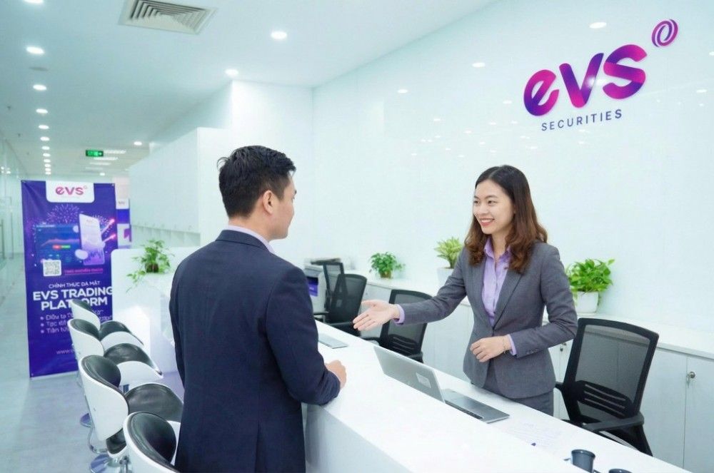 Chứng khoán EVS bị phạt 200 triệu đồng vì công bố sai tỷ lệ vốn khả dụng