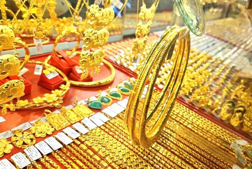 Vietnam gold prices on June 25: SJC, Bảo Tín Minh Châu, Bảo Tín Mạnh Hải, and Phú Quý cut buy prices; buyers could face an immediate loss of about 4.5 million dong per tael