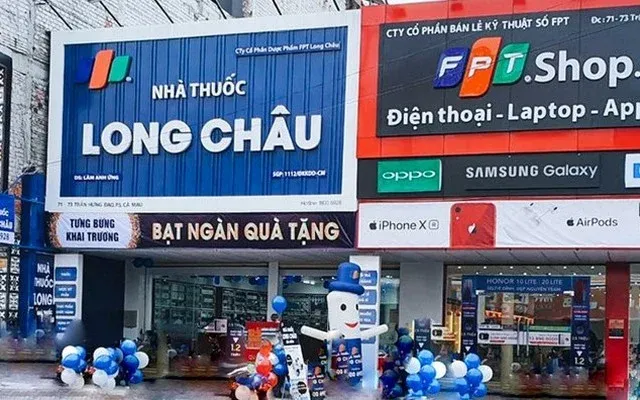 FPT Retail (FRT) báo lãi hơn 30.000 tỷ đồng, cổ phiếu tăng trần
