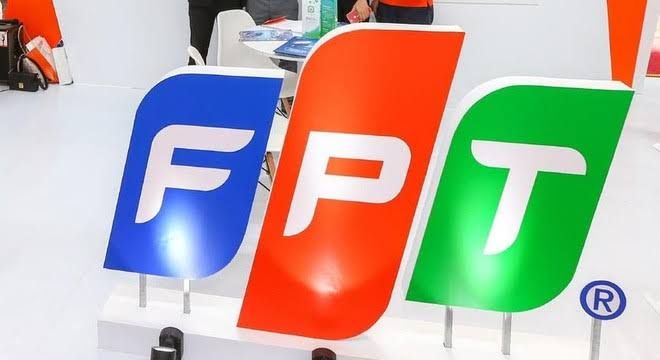 FPT thu hơn 35.400 tỷ đồng sau 8 tháng, lợi nhuận tăng 17,5%
