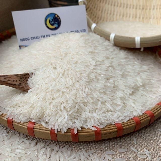 Giá lúa gạo hôm nay 30/7: Gạo nguyên liệu bật tăng