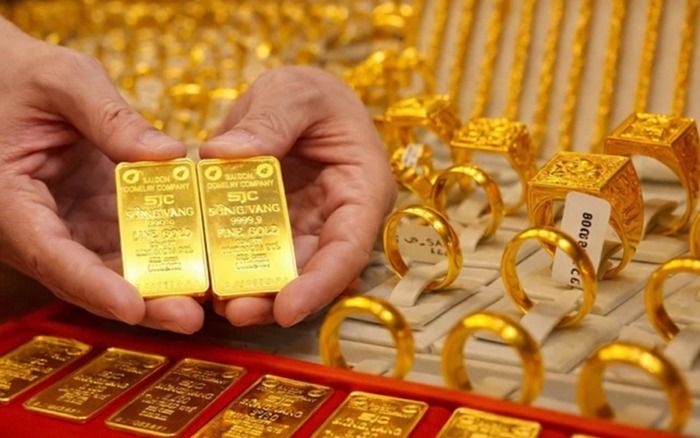 Giá vàng ngày hôm nay 16/9: SJC giảm 300.000 đồng/lượng, vàng thế giới bật tăng mạnh