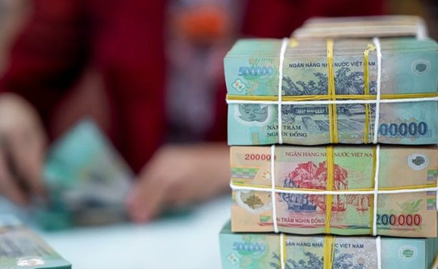 Phó thủ tướng Việt Nam kêu gọi SBV giữ lãi suất cho vay ở mức thấp nhất có thể, ưu tiên các lĩnh vực để hỗ trợ doanh nghiệp và nền kinh tế.