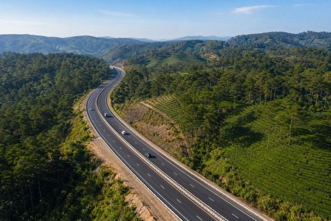 Bộ Xây dựng chấp thuận để Khánh Hòa nghiên cứu đầu tư cao tốc Nha Trang - Liên Khương gần 25.100 tỷ đồng