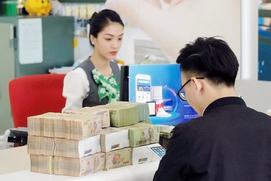 Lãi suất ngân hàng hôm nay: ngày 27/5 tiếp tục biến động, nhiều nhà băng điều chỉnh biểu niêm yết
