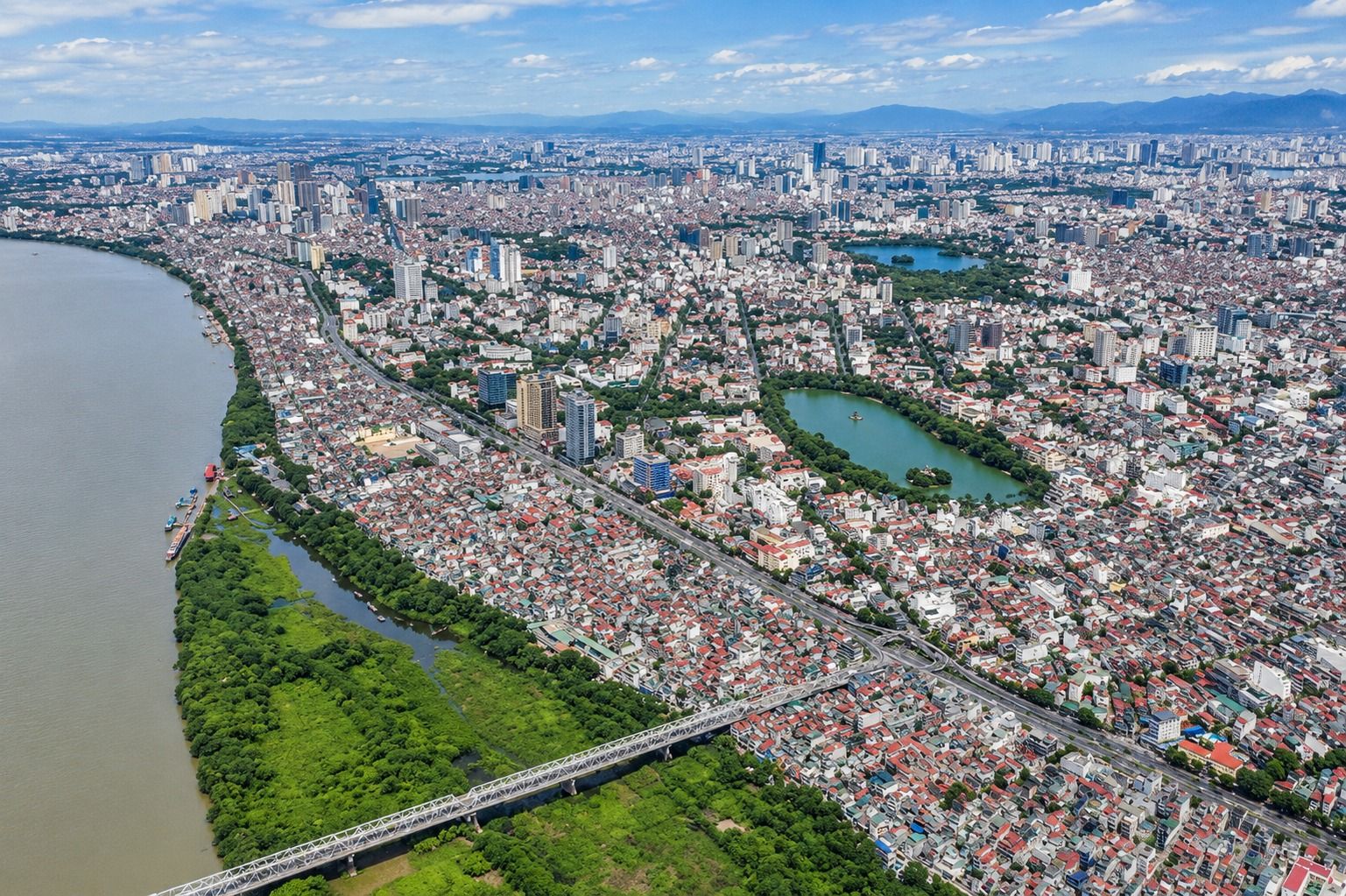 Hà Nội bãi bỏ quyết định năm 2025 để làm lại quy hoạch phân khu sông Hồng