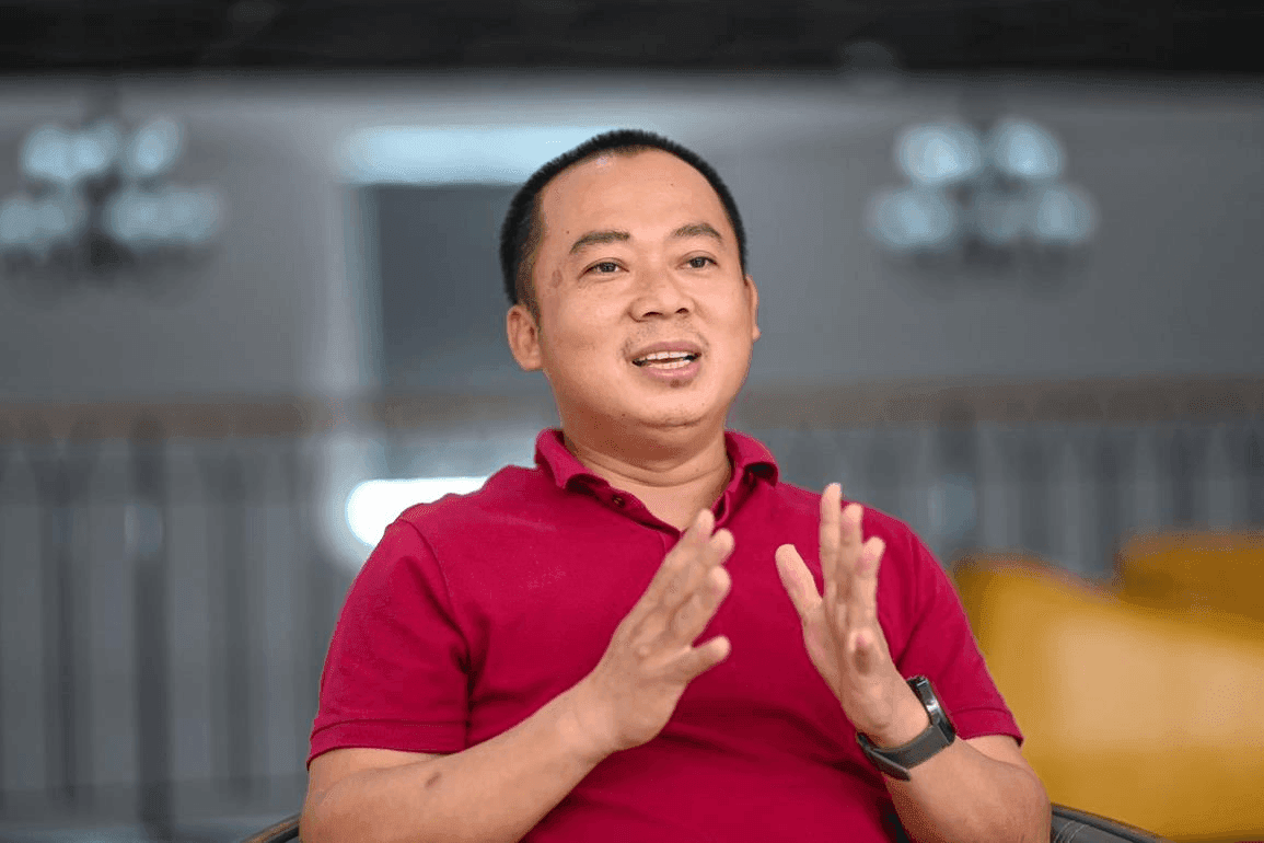 CEO Điện Máy Xanh đăng ký mua thêm 732.000 cổ phiếu DMX