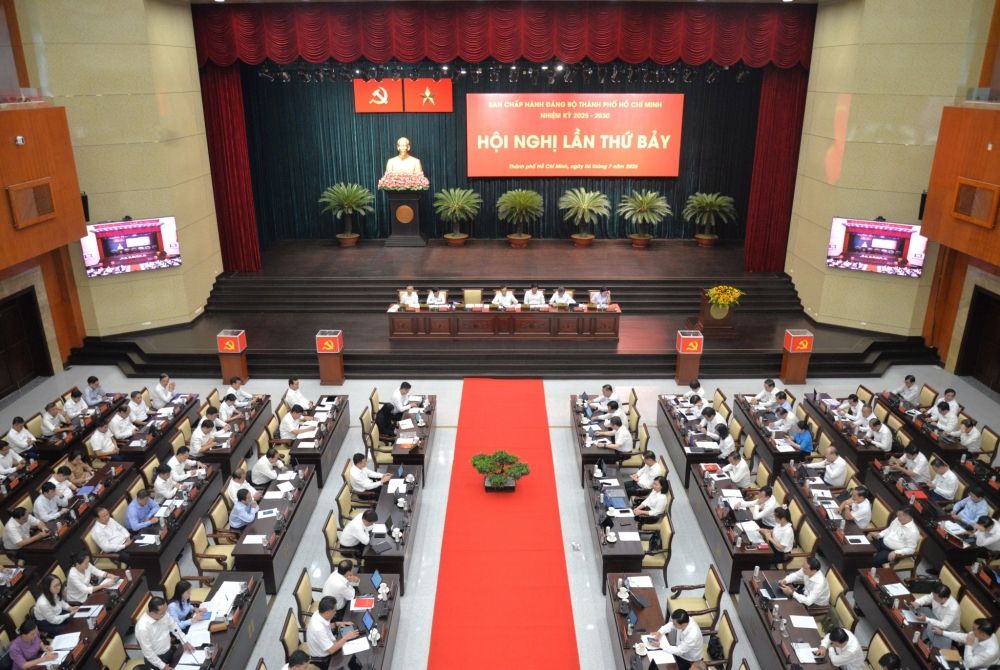 hoi-nghi-lan-thu-7-ban-chap-hanh-dang-bo-tp-ho-chi-minh.jpg