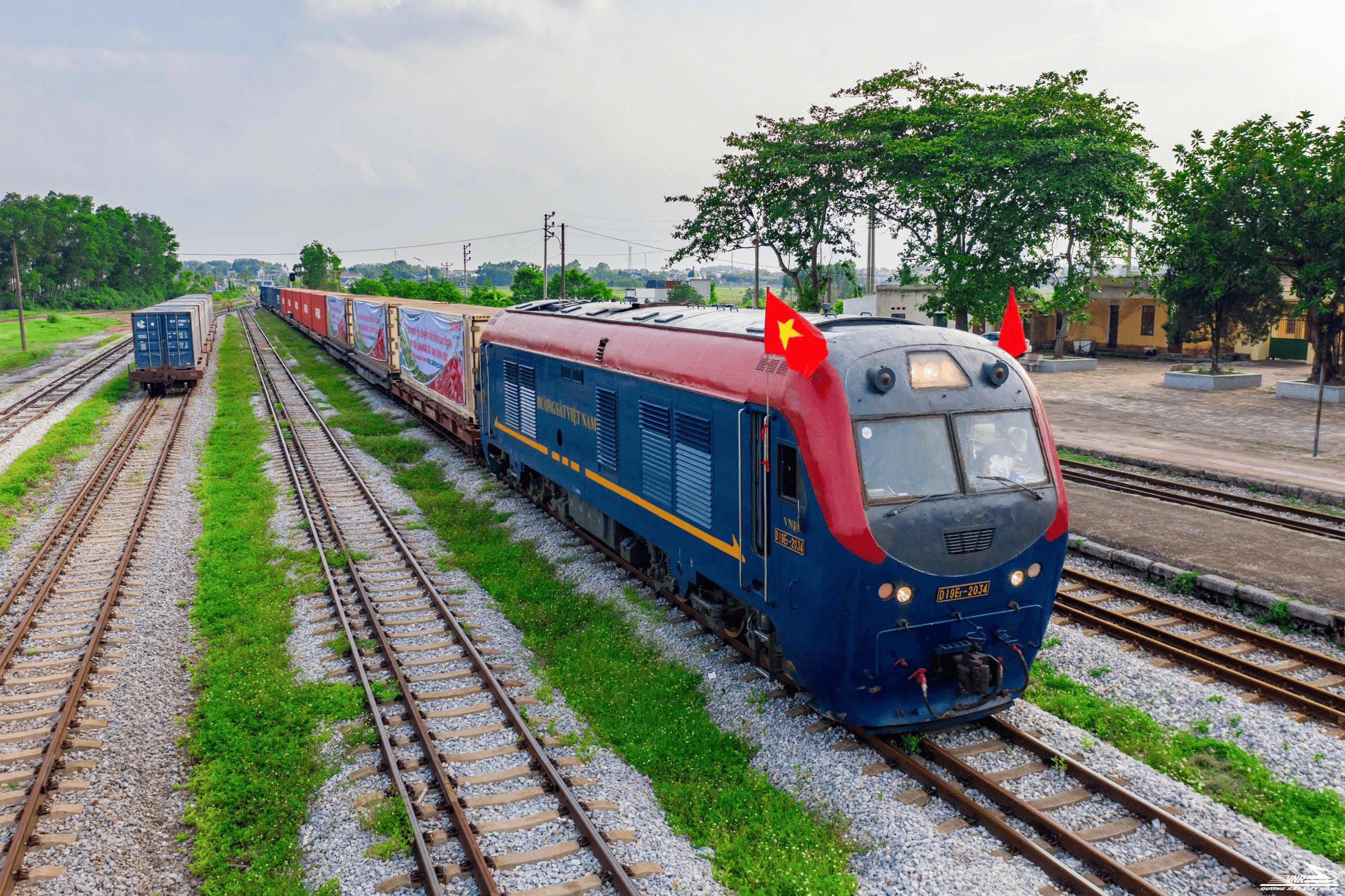 Đường sắt Lào Cai - Hà Nội - Hải Phòng đặt mục tiêu hoàn thành giải phóng mặt bằng trước 15/12