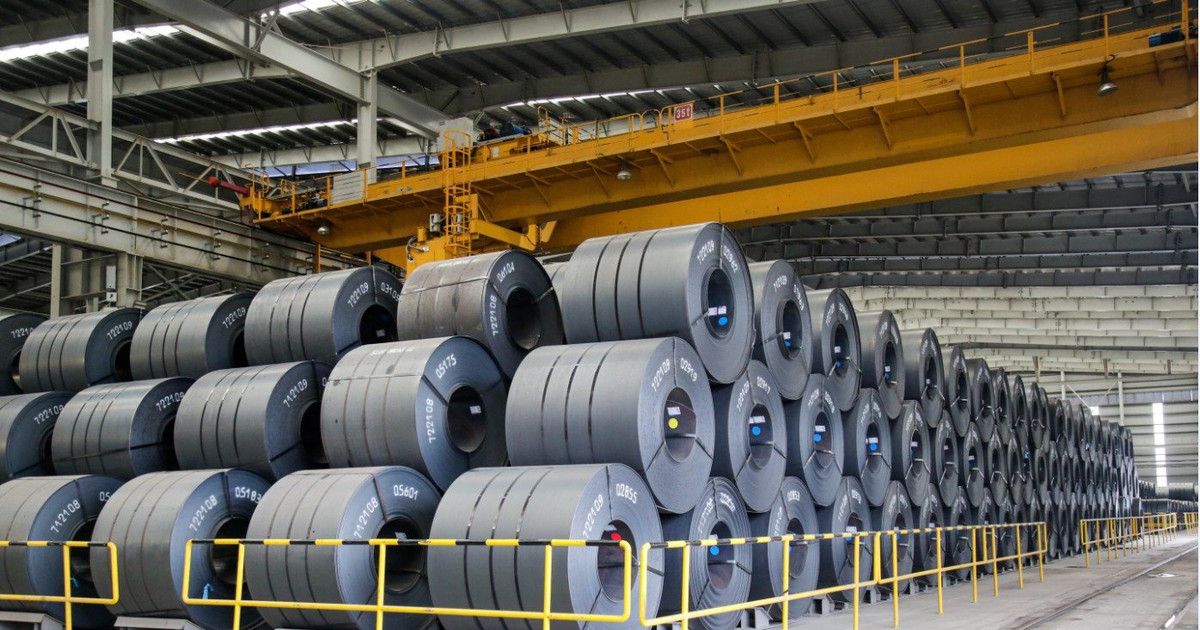 Giá thép ngày hôm nay 17/10/2026: Quặng sắt Singapore giảm dưới 90 USD/tấn