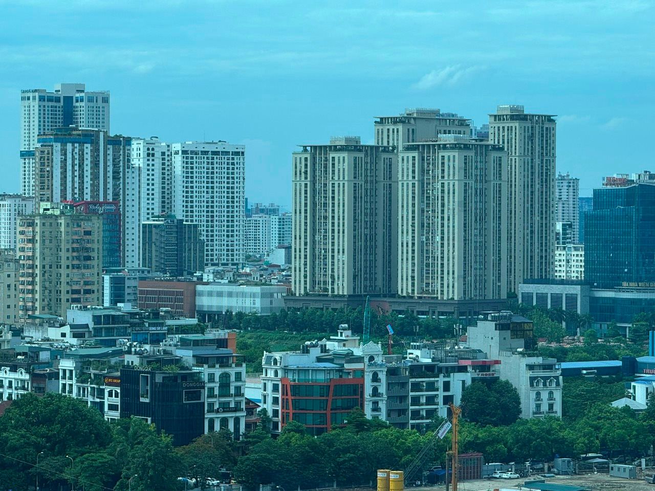 Tồn kho bất động sản: Hàng triệu tỷ đồng "mắc kẹt" trong các dự án dở dang