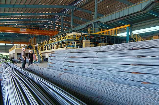 Giá thép và quặng sắt ngày hôm nay 30/10/2026: Trung Quốc tăng sản lượng gang lỏng