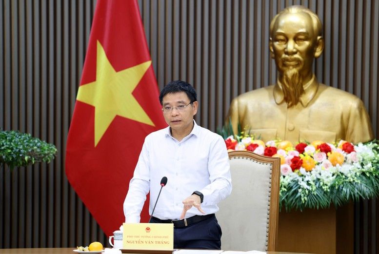 Phó Thủ tướng yêu cầu giảm lãi suất lên tới 2% với các lĩnh vực ưu tiên