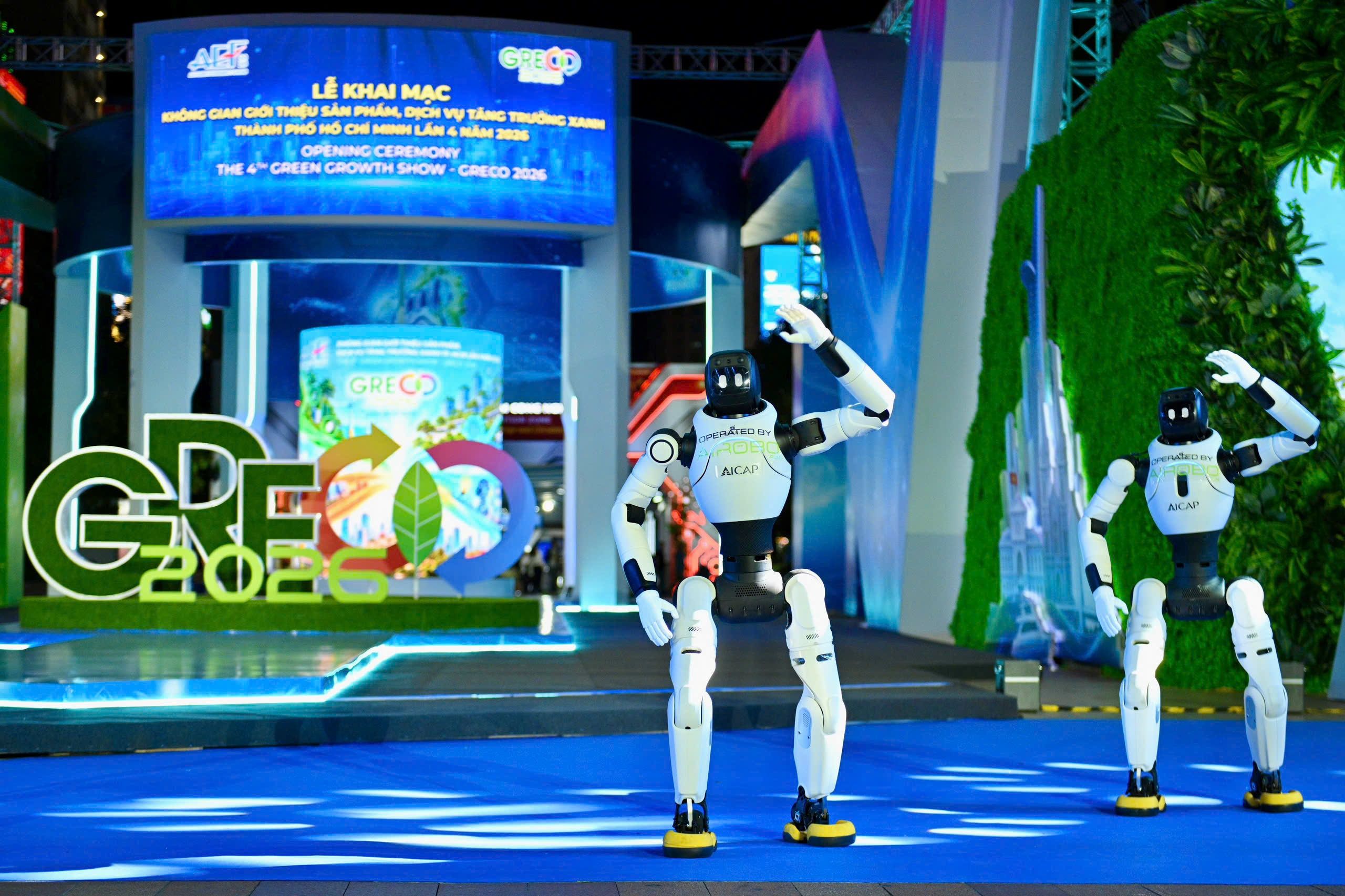 robot 27.10 3.jpg