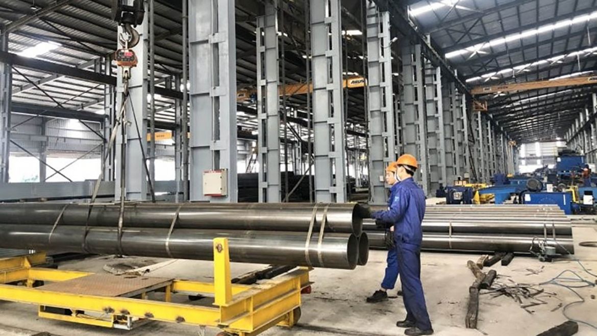 Giá thép hôm nay 19/10/2026: Thép thế giới tăng nhẹ, giá trong nước đi ngang