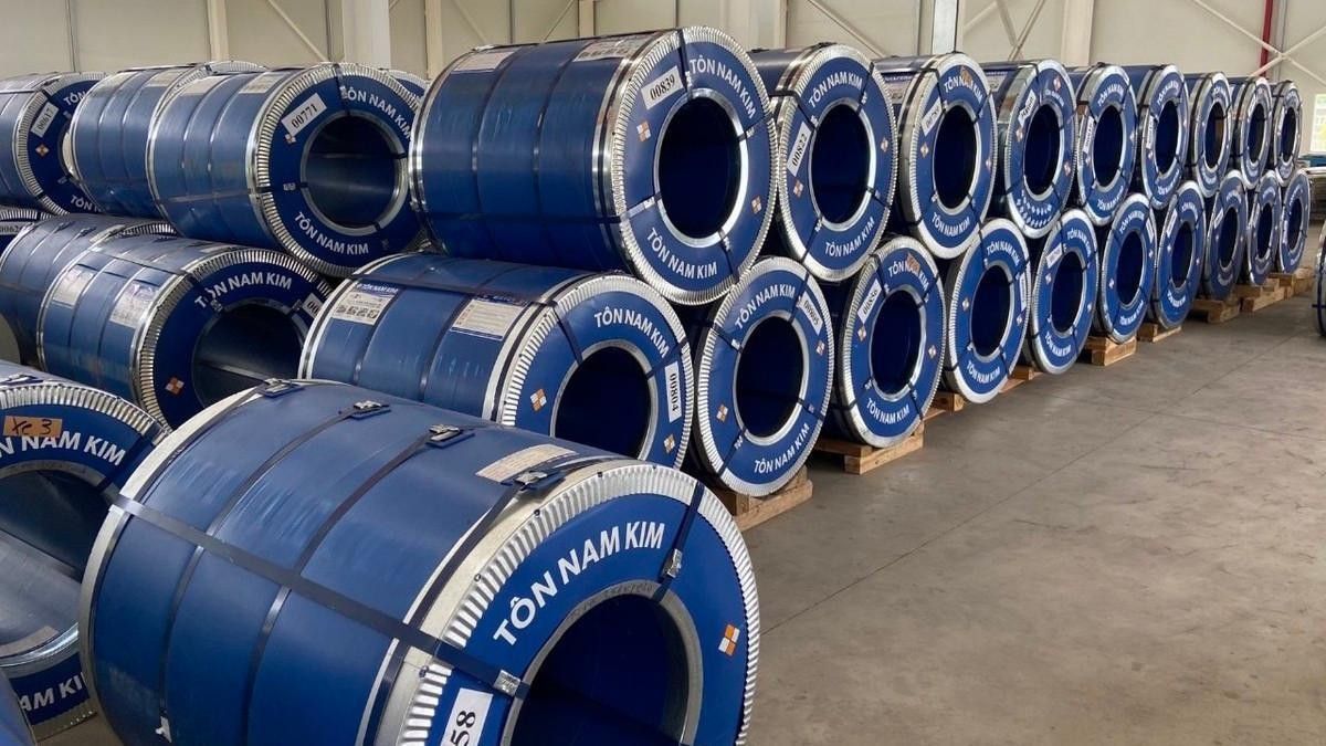 5 cổ phiếu TCB, NKG, CTD, HHV, BMP được gọi tên phiên 21/10
