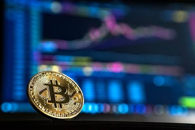 Bitcoin trở lại mốc 80.000 USD, nhà đầu tư chờ tín hiệu từ Fed và ETF