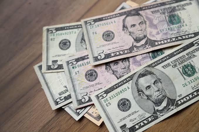 Tỷ giá USD hôm nay 10/9/2026: Tỷ giá trung tâm giảm 8 đồng, DXY xuống 98,84