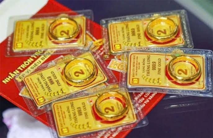 Vàng SJC giảm 1,6 triệu đồng/lượng sau hai phiên, vàng nhẫn biến động mạnh
