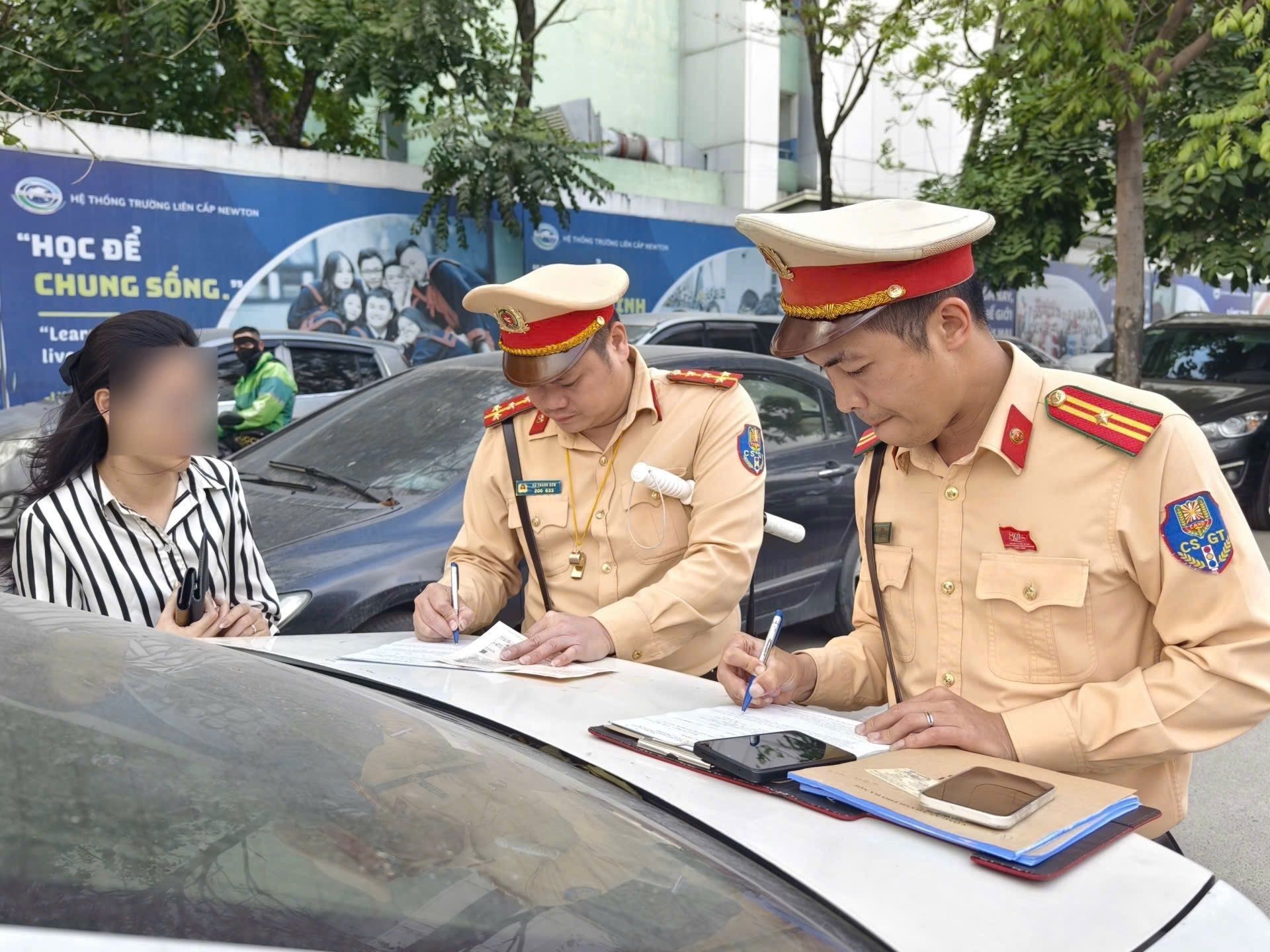 Police propose increasing maximum fines for non-recording administrative violations to 2 million VND for organizations and 1 million VND for individuals