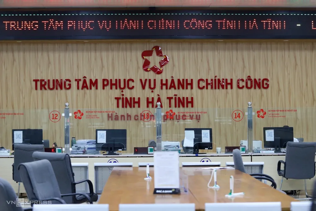 Viên chức quản lý phải từ chức nếu người thân sa vào tệ nạn