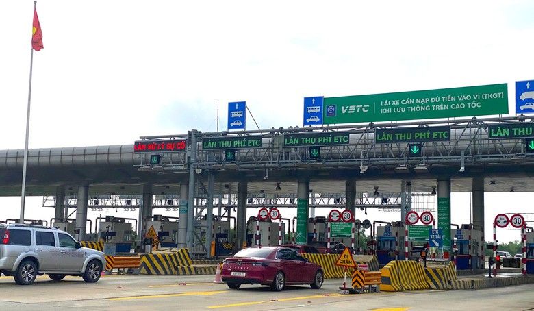Sau VETC, Viettel Money cũng dừng thu phí tài khoản giao thông