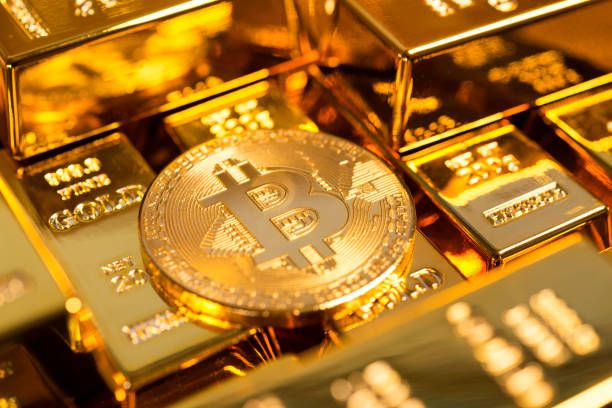 Is Bitcoin a better investment than gold? Finance expert shares deep insights