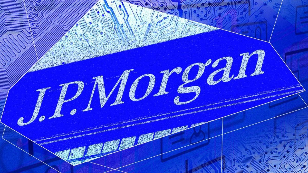 JPMorgan says Bitcoin is gaining over gold as debasement trade after Iran conflict