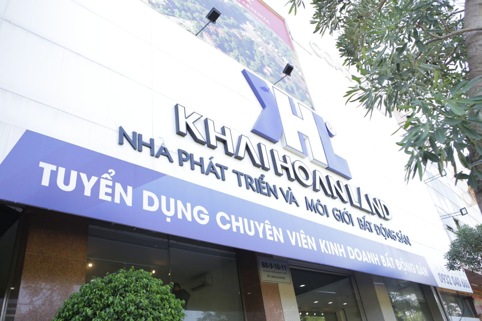 Vợ Chủ tịch Khải Hoàn Land chuyển nhượng toàn bộ 44,5 triệu cổ phiếu KHG