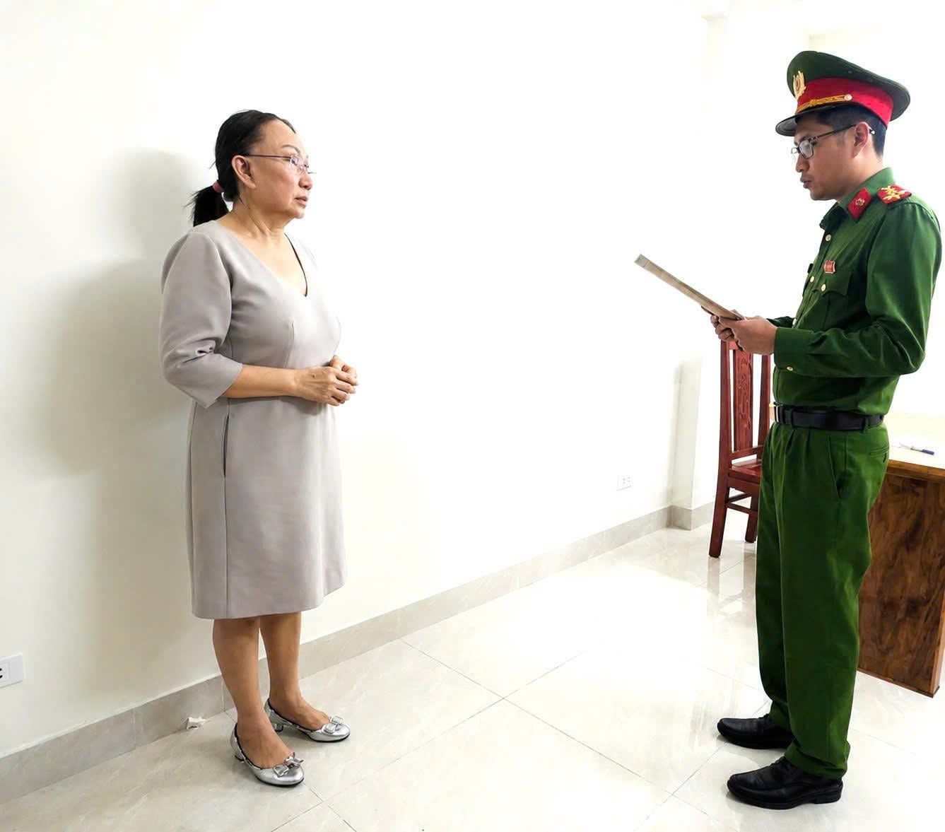 khởi tố.jpg