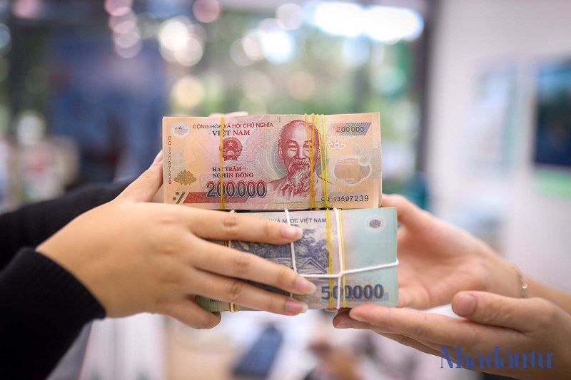 ngan-hang-cap-tap-tang-von-chay-dua-mo-rong-du-dia-tin-dung.jpg