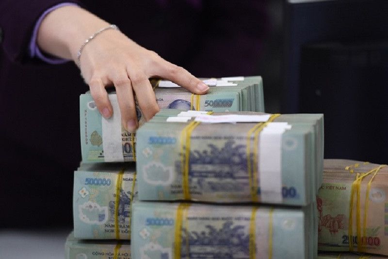Ngân hàng Nhà nước tăng bơm ròng, lãi suất liên ngân hàng thấp kỷ lục