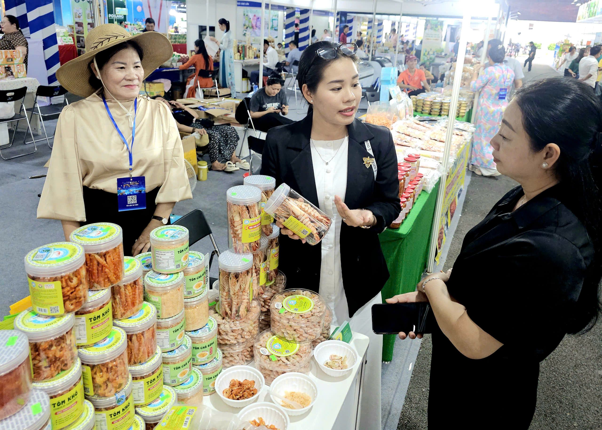 nhieu-ho-kinh-doanh-dang-tinh-toan-viec-chuyen-doi-len-doanh-nghiep-de-dan-chuyen-nghiep-hoa-quy-trinh-thuan-loi-hon-trong-hoat-dong-mua-ban.jpg