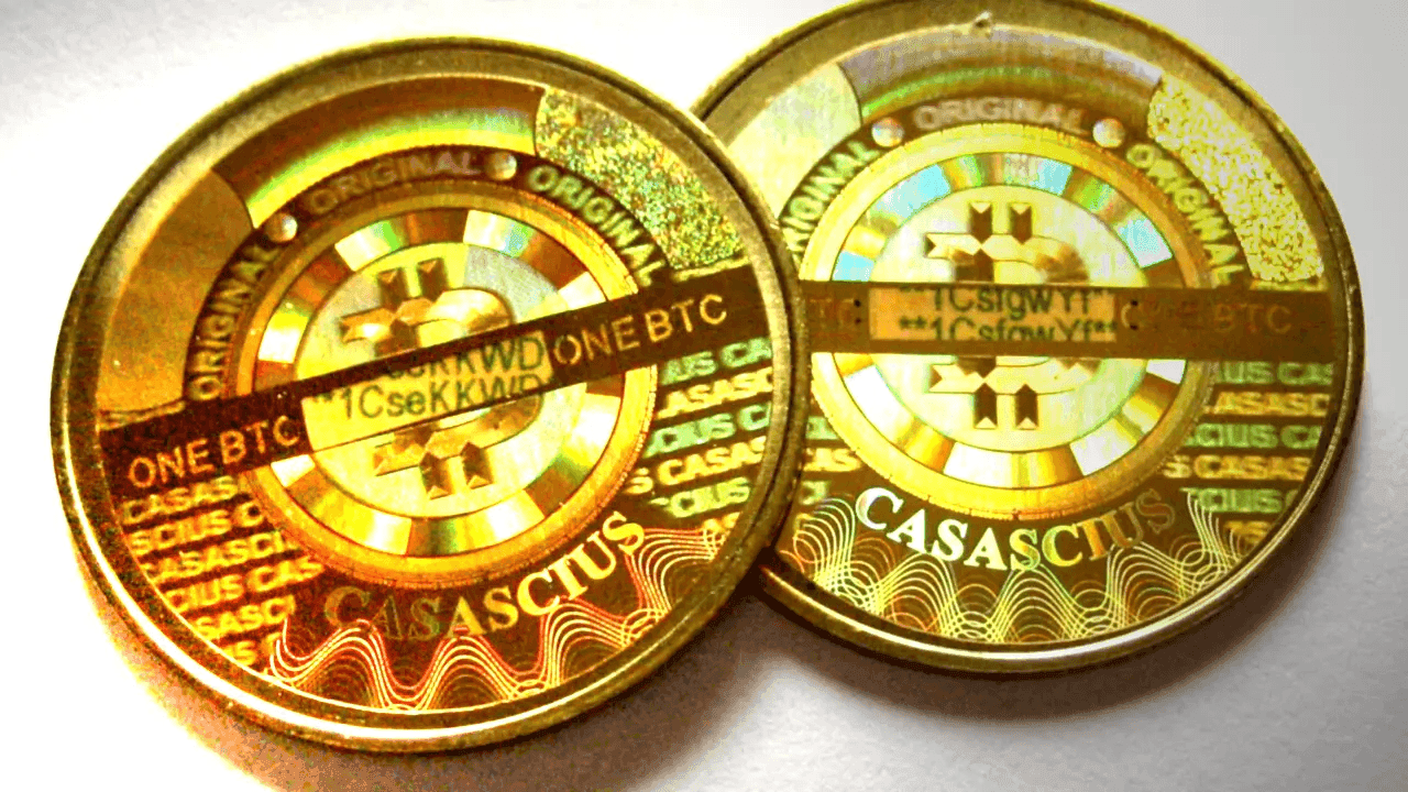 Bitcoin liên kết Noah Doe thức tỉnh lần nữa khi một đồng Casascius năm 2011 được rút tiền
