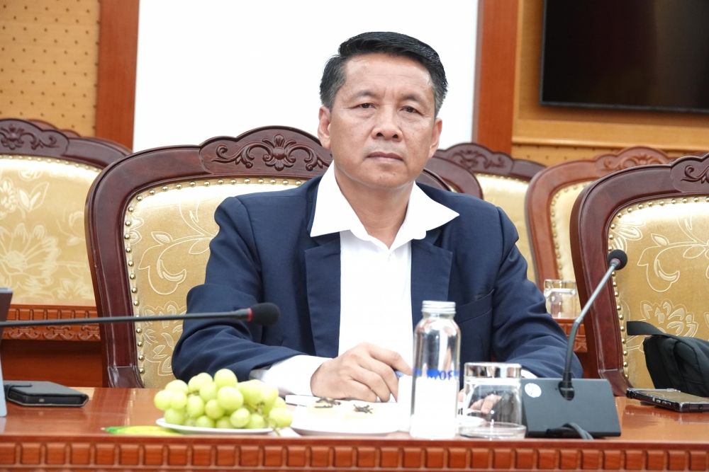 ong-boualond-thammavongsa-vu-truong-vu-quan-ly-ke-toan-bo-tai-chinh-lao.jpg