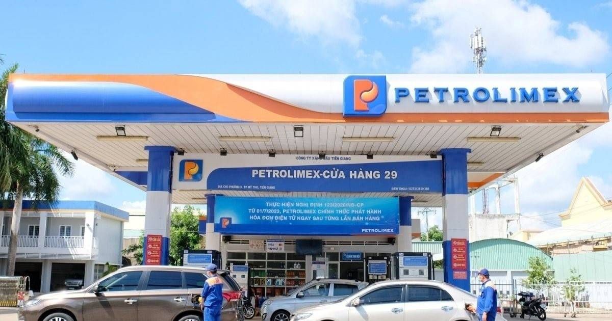 Cổ phiếu PLX tiếp tục dẫn đầu đà tăng nhóm dầu khí, thanh khoản chỉ hơn 20 phút đã đạt 45 tỷ