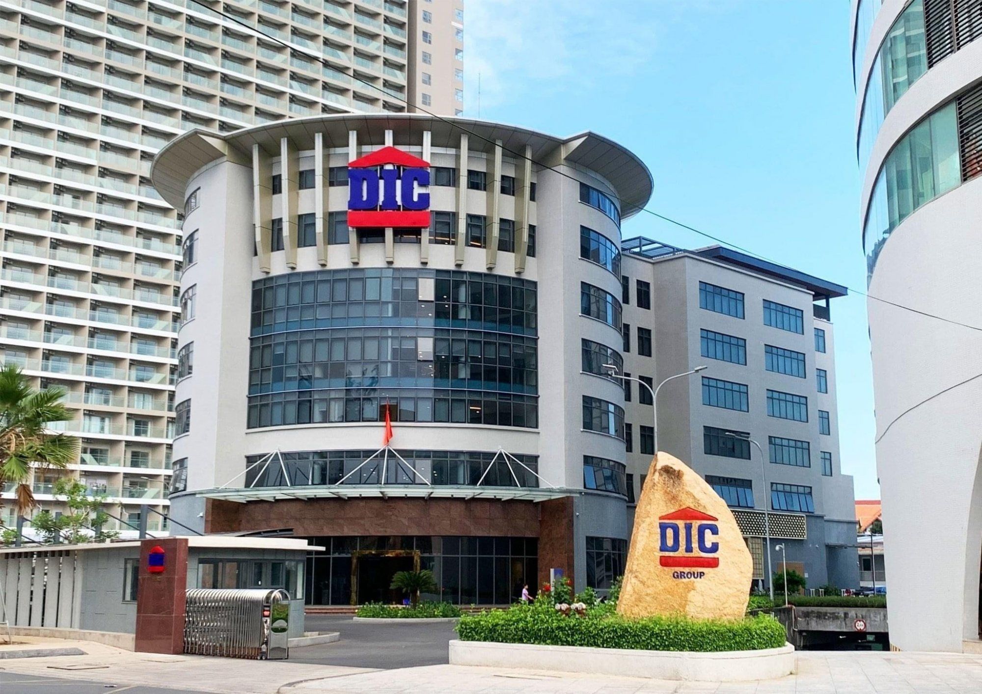 Phân tích cổ phiếu DC2: CTCP Đầu tư phát triển - Xây dựng (DIC) Số 2