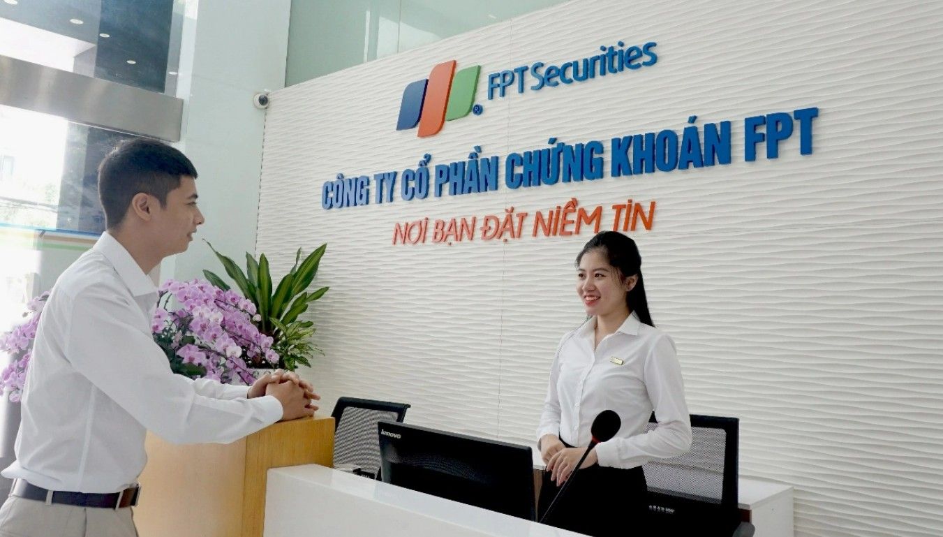 Phân tích cổ phiếu FTS: CTCP Chứng khoán FPT