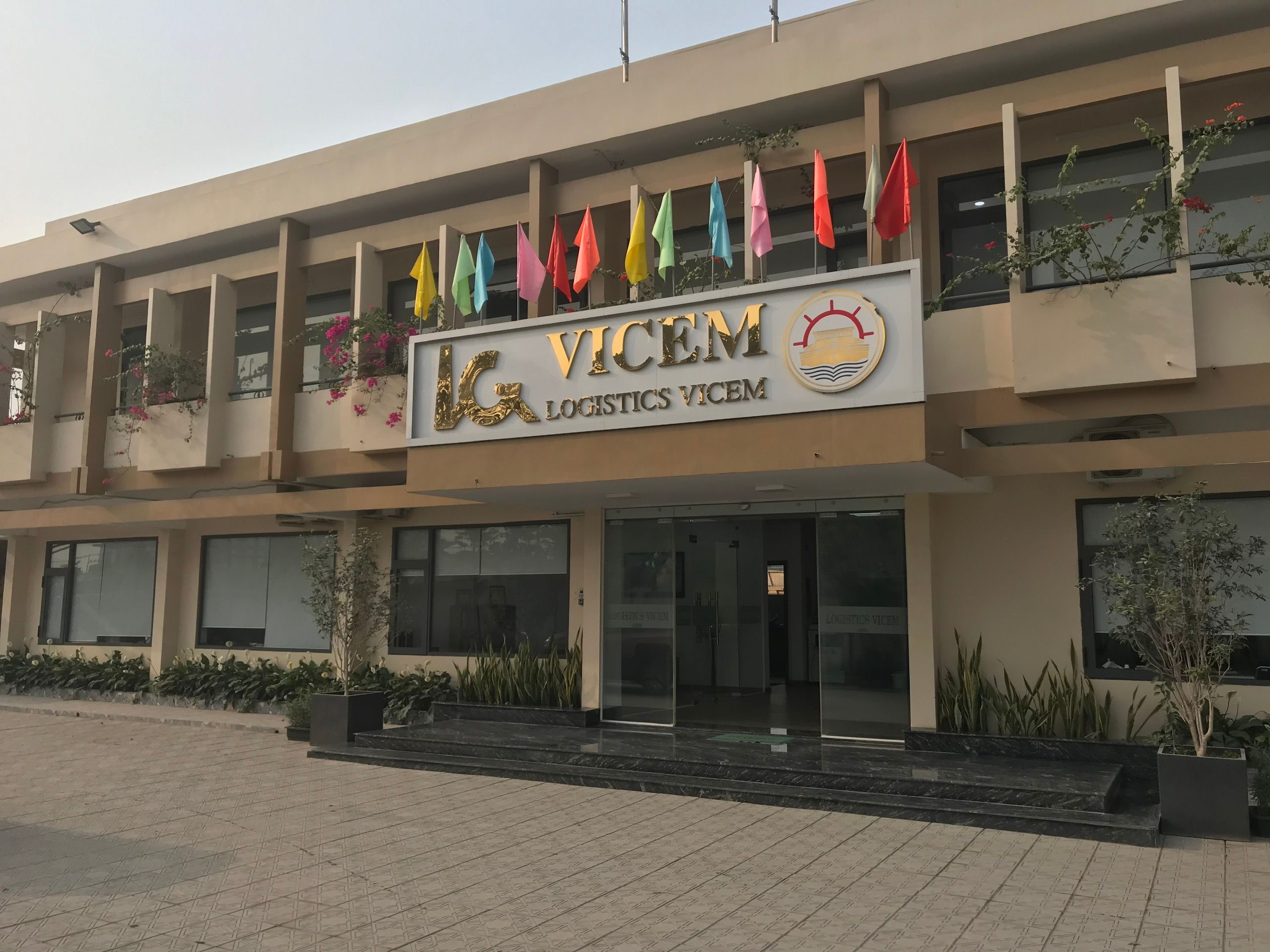 Phân tích cổ phiếu HTV: CTCP Logistics Vicem