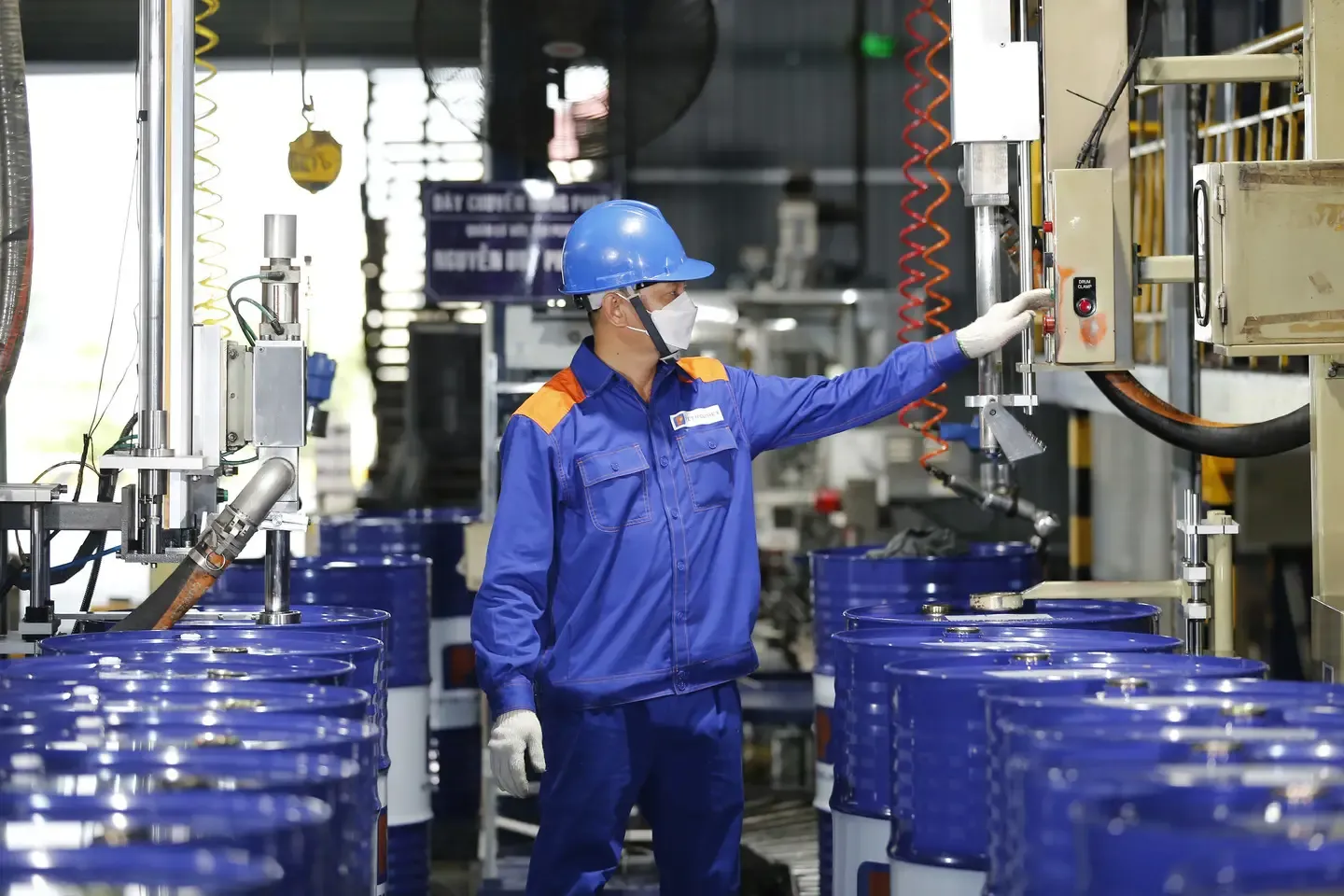Phân tích cổ phiếu PLC: Tổng Công ty Hóa dầu Petrolimex - CTCP