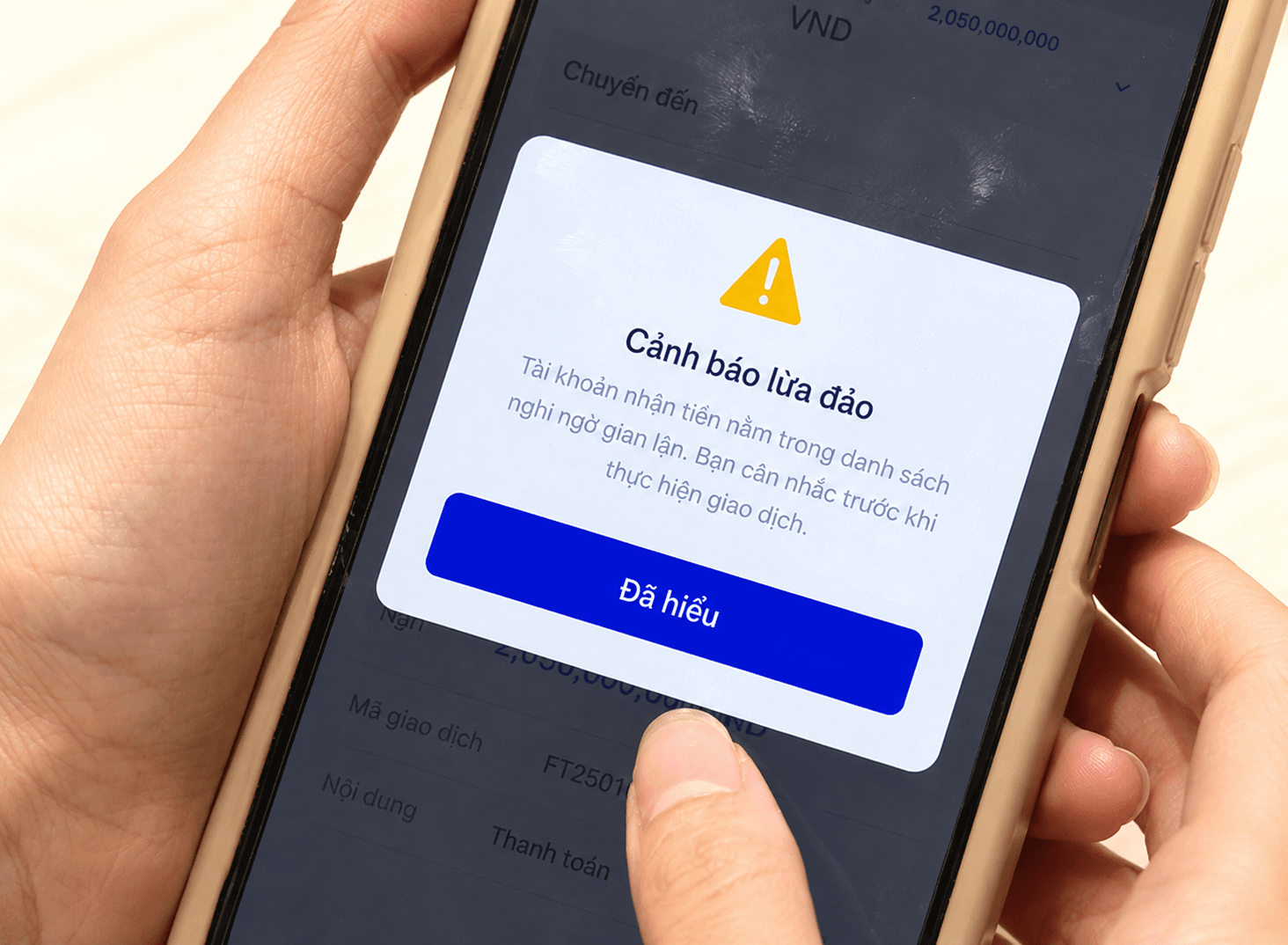 Phát hiện giao dịch với tài khoản nghi ngờ: Khách hàng tại Agribank, Vietcombank, BIDV và nhiều ngân hàng tạm dừng/hủy hơn 1,6 triệu lượt chuyển tiền