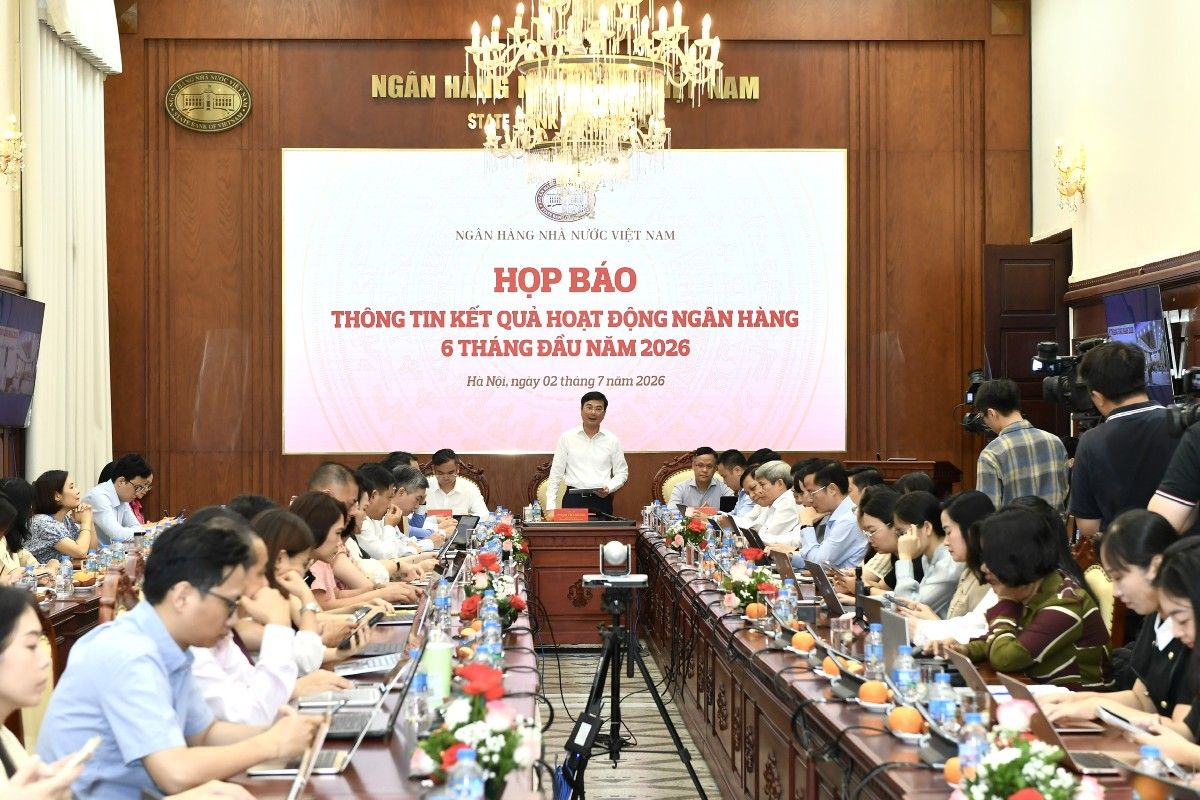 Thanh khoản hệ thống ngân hàng vẫn ổn định nhưng áp lực cân đối nguồn vốn ngày càng lớn