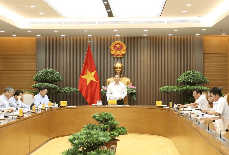pho-thu-tuong-thuong-truc-chinh-phu-pham-gia-tuc.jpg