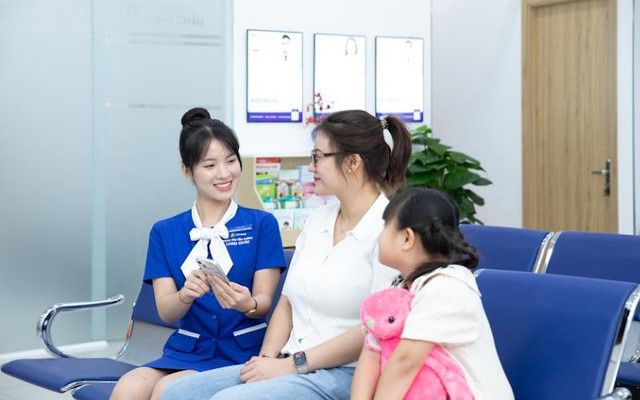 Long Châu ra mắt 'Ví Khỏe Nhà Ta' để thưởng chi tiêu chăm sóc sức khỏe gia đình